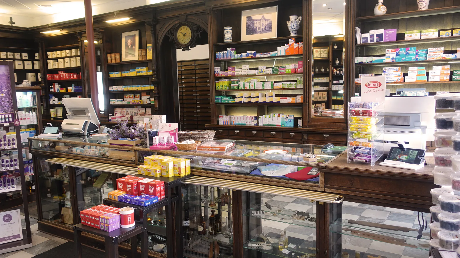 Historische Offizin der Fürst Bismarck-Apotheke